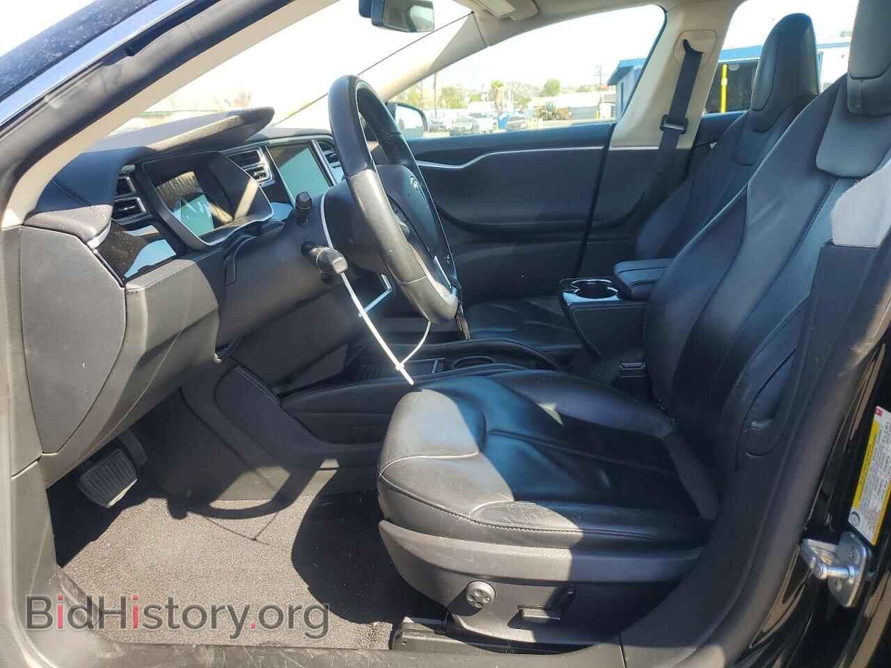 2014 Tesla MODEL S (VIN 5YJSA1H11EFP44823) — photo 7 of 14