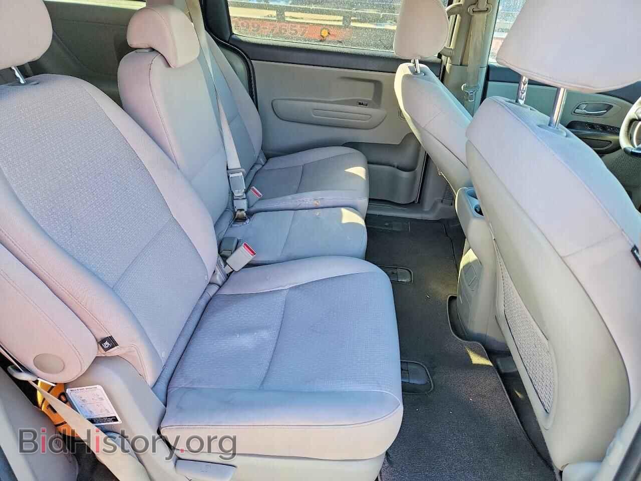 2018 KIA All Models - VIN: KNDMB5C18J6381981 - Фото 11