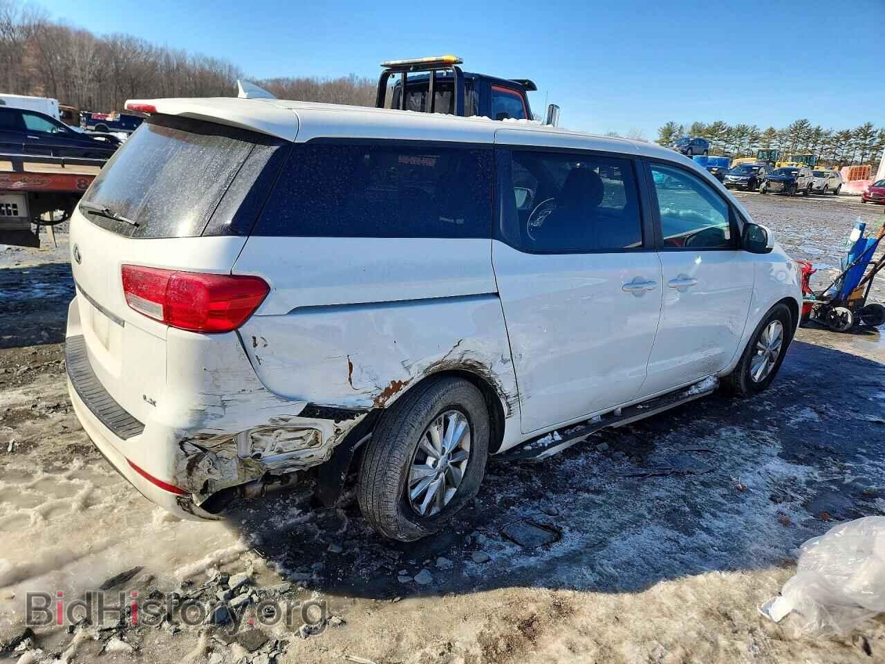 2018 KIA All Models - VIN: KNDMB5C18J6381981 - Фото 3