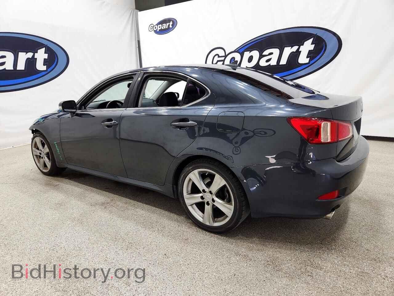 2011 LEXUS IS - VIN: JTHBF5C2XB2101036 - Photo 2