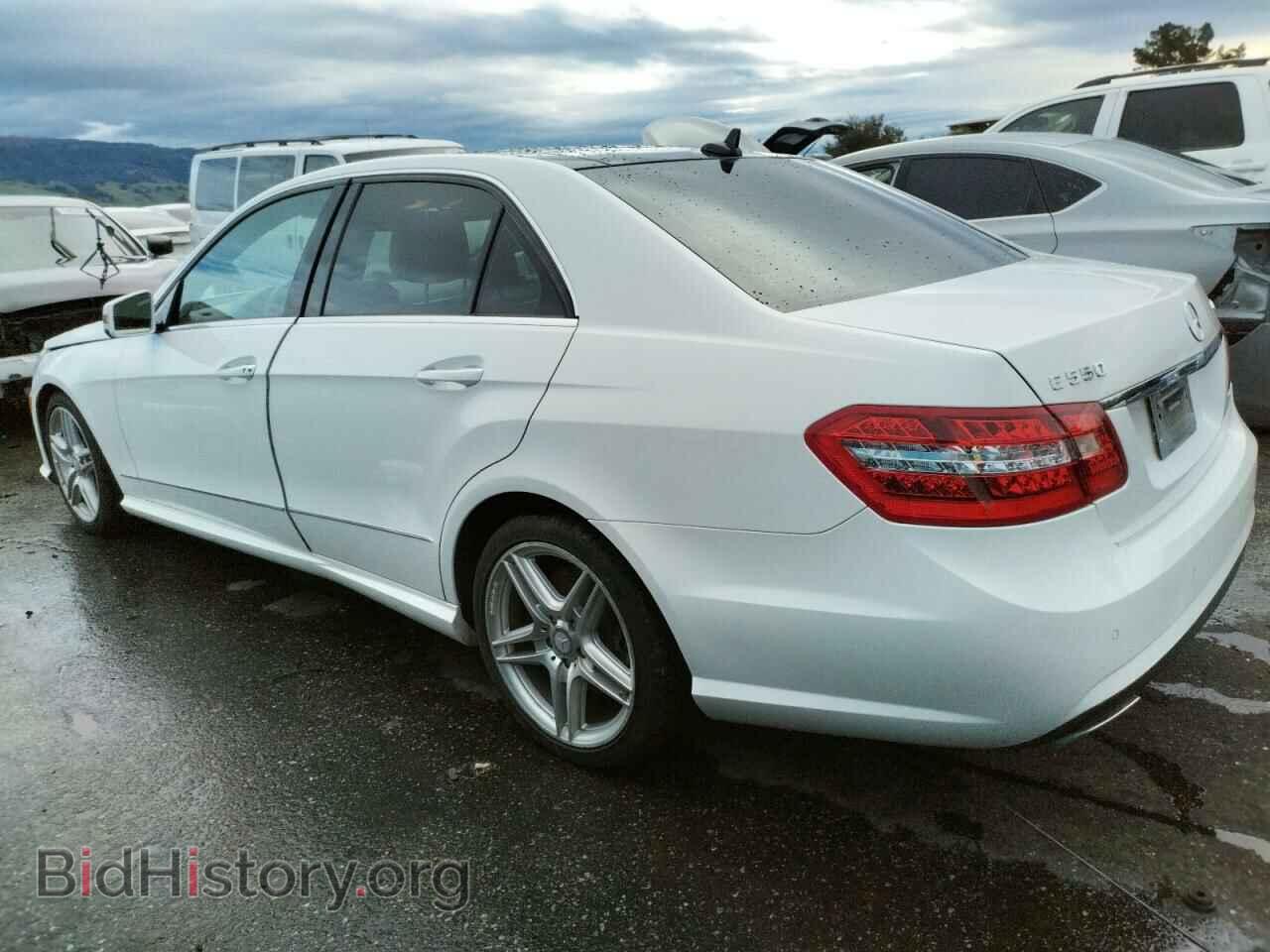 2013 MERCEDES-BENZ E-CLASS - VIN: WDDHF9BB0DA691220 - Фото 2