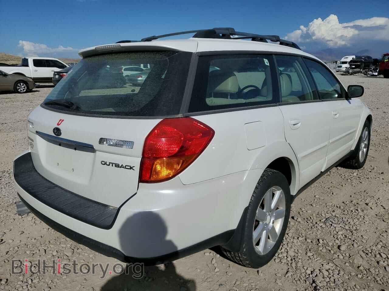 2007 SUBARU OUTBACK - VIN: 4S4BP62C577300211 - Фото 3