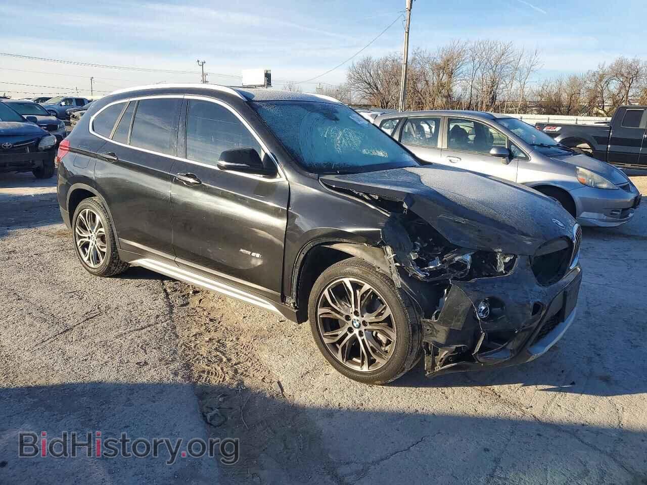 2017 BMW X1 - VIN: WBXHT3C38H5F74495 - Фото 4