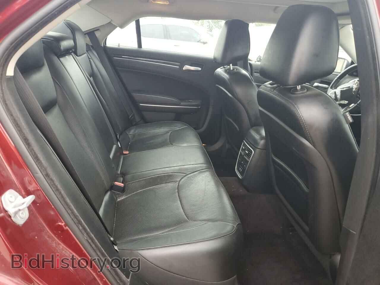 2016 CHRYSLER 300 - VIN: 2C3CCAEG2GH243500 - Фото 10