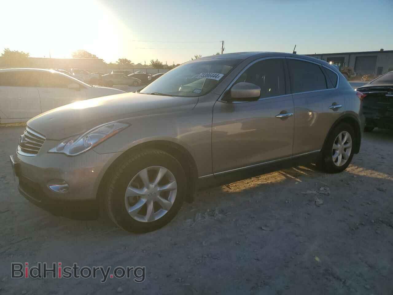 Photo JN1AJ0HP8AM700509 - INFINITI EX35 2010