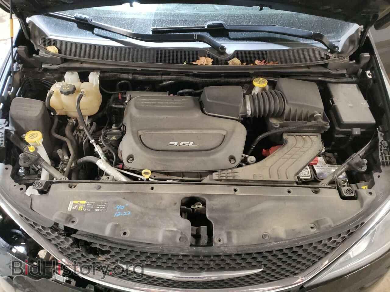 2017 CHRYSLER PACIFICA - VIN: 2C4RC1GG5HR751975 - Photo 12