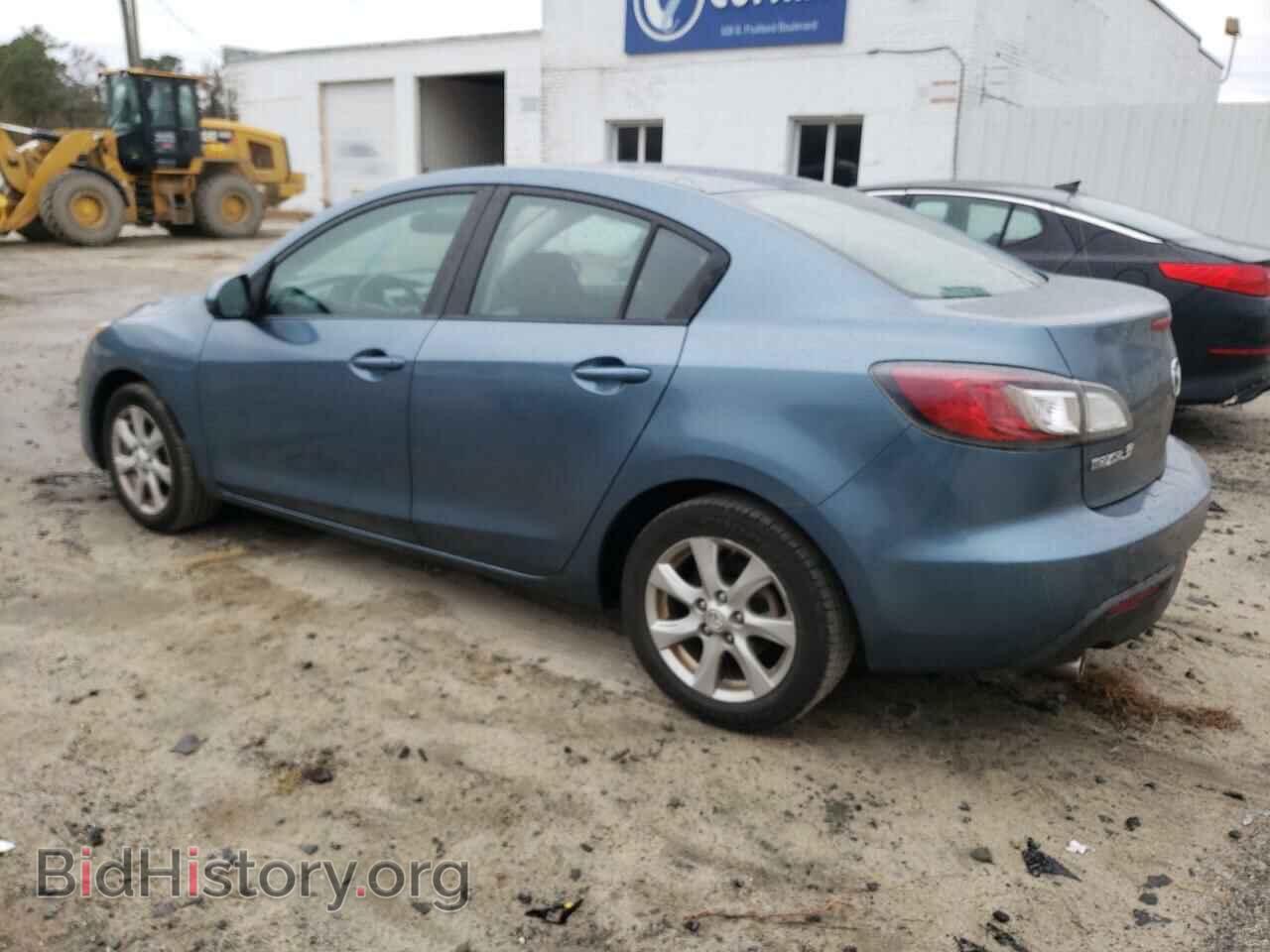 2011 MAZDA 3 - VIN: JM1BL1VG9B1399953 - Фото 2