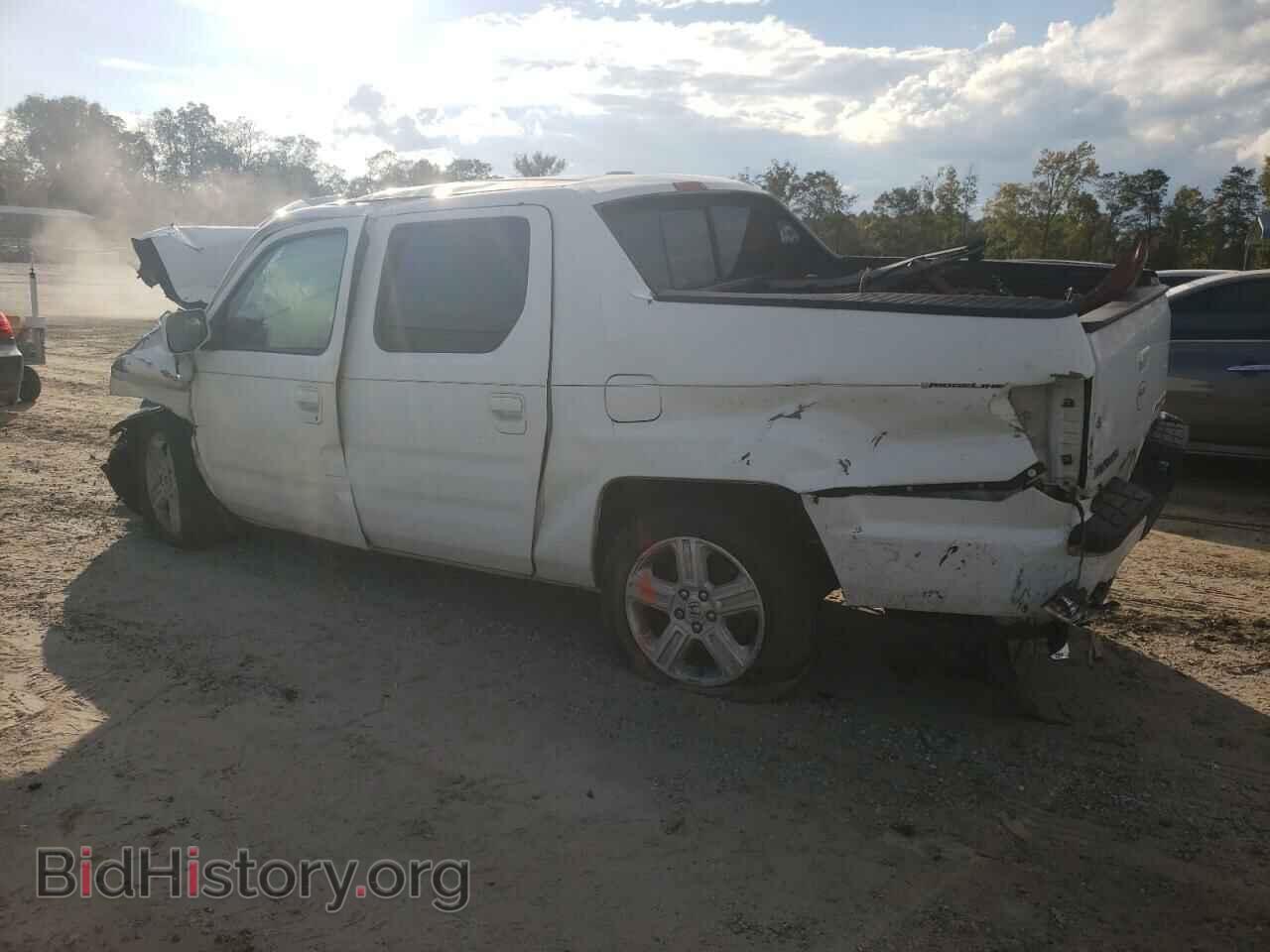 2011 HONDA RIDGELINE - VIN: 5FPYK1F57BB010509 - Фото 2