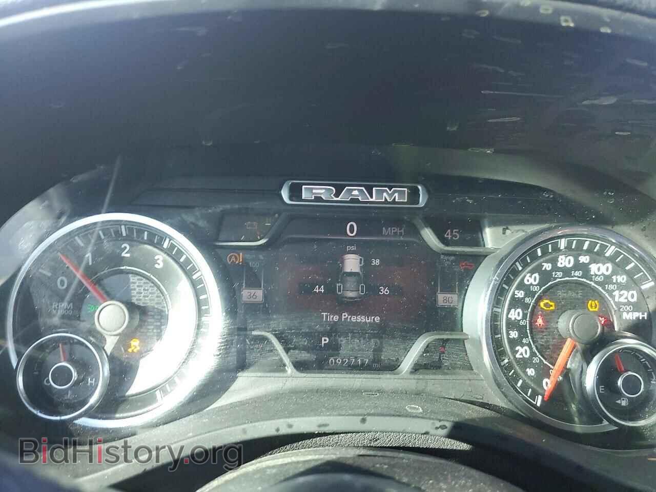 2019 RAM 1500 - VIN: 1C6SRFDT9KN620378 - Фото 9