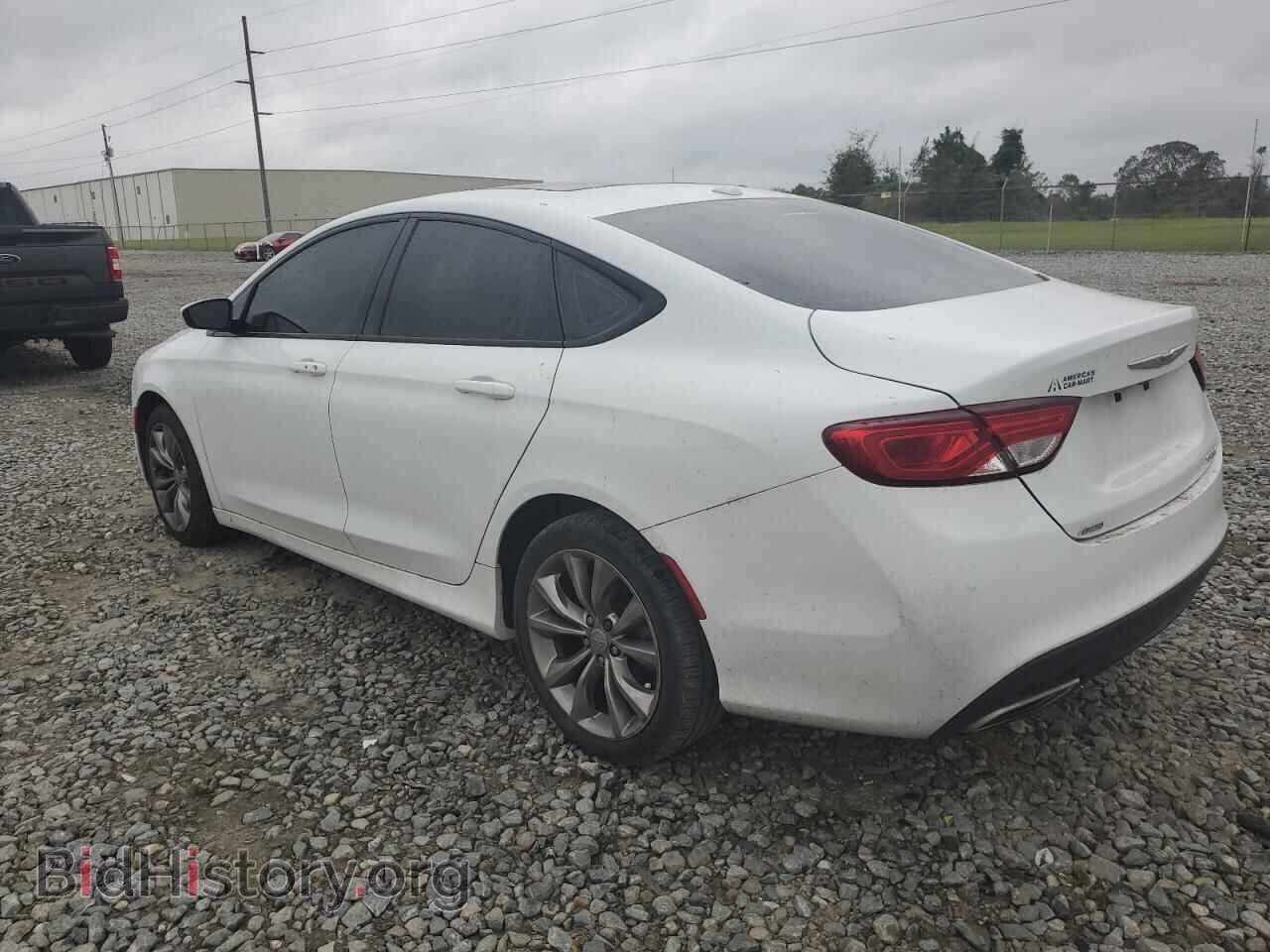 2015 CHRYSLER 200 - VIN: 1C3CCCDGXFN553445 - Фото 2