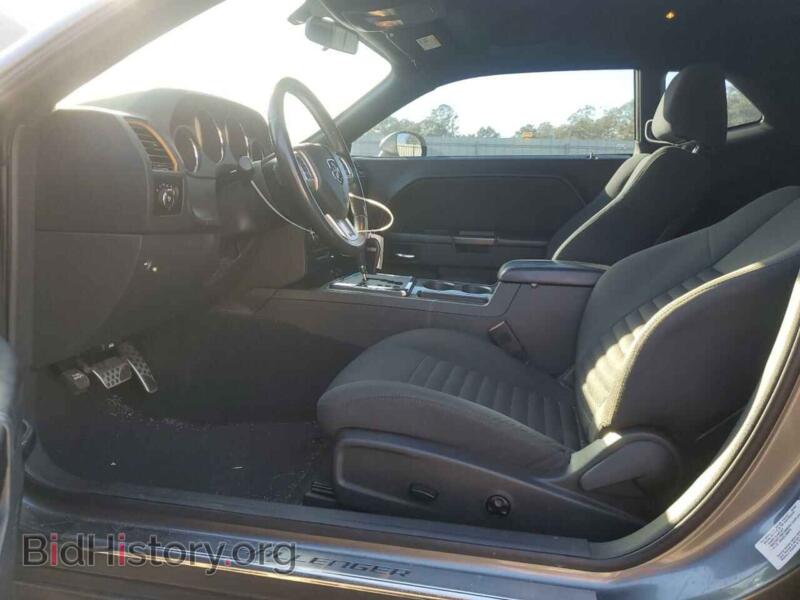 2012 Dodge CHALLENGER (VIN 2C3CDYAG5CH180883) — photo 7 of 12