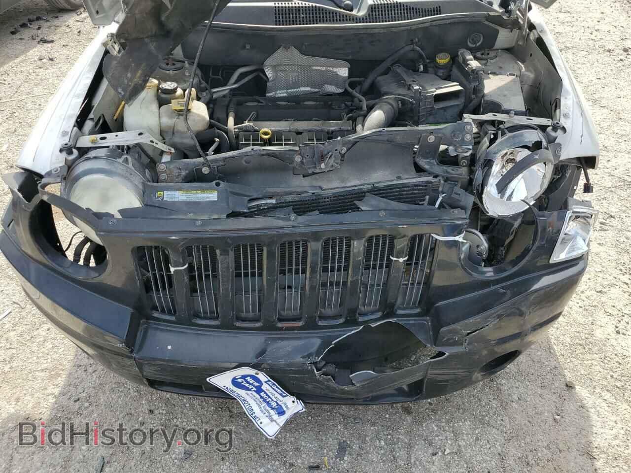 2008 JEEP COMPASS - VIN: 1J8FT47068D729907 - Фото 12
