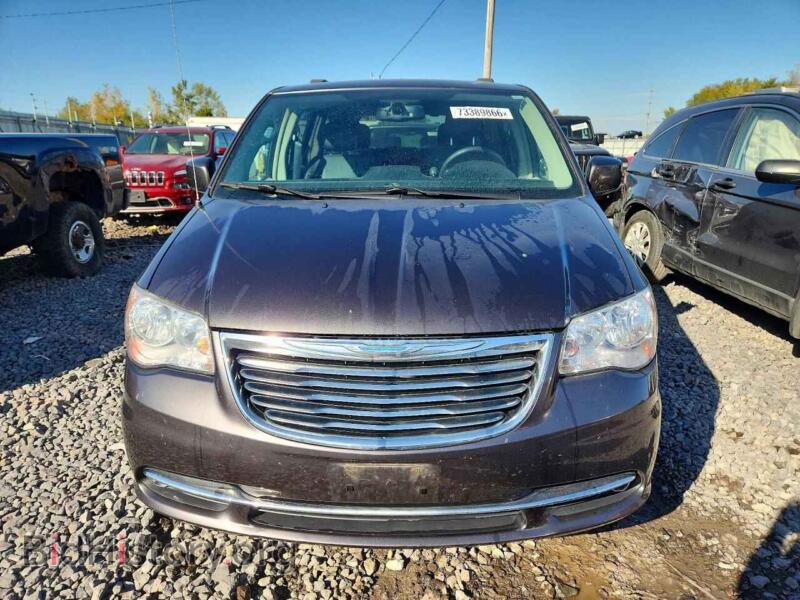 2015 Chrysler MINIVAN (VIN 2C4RC1BG2FR620264) — фото 5 из 15