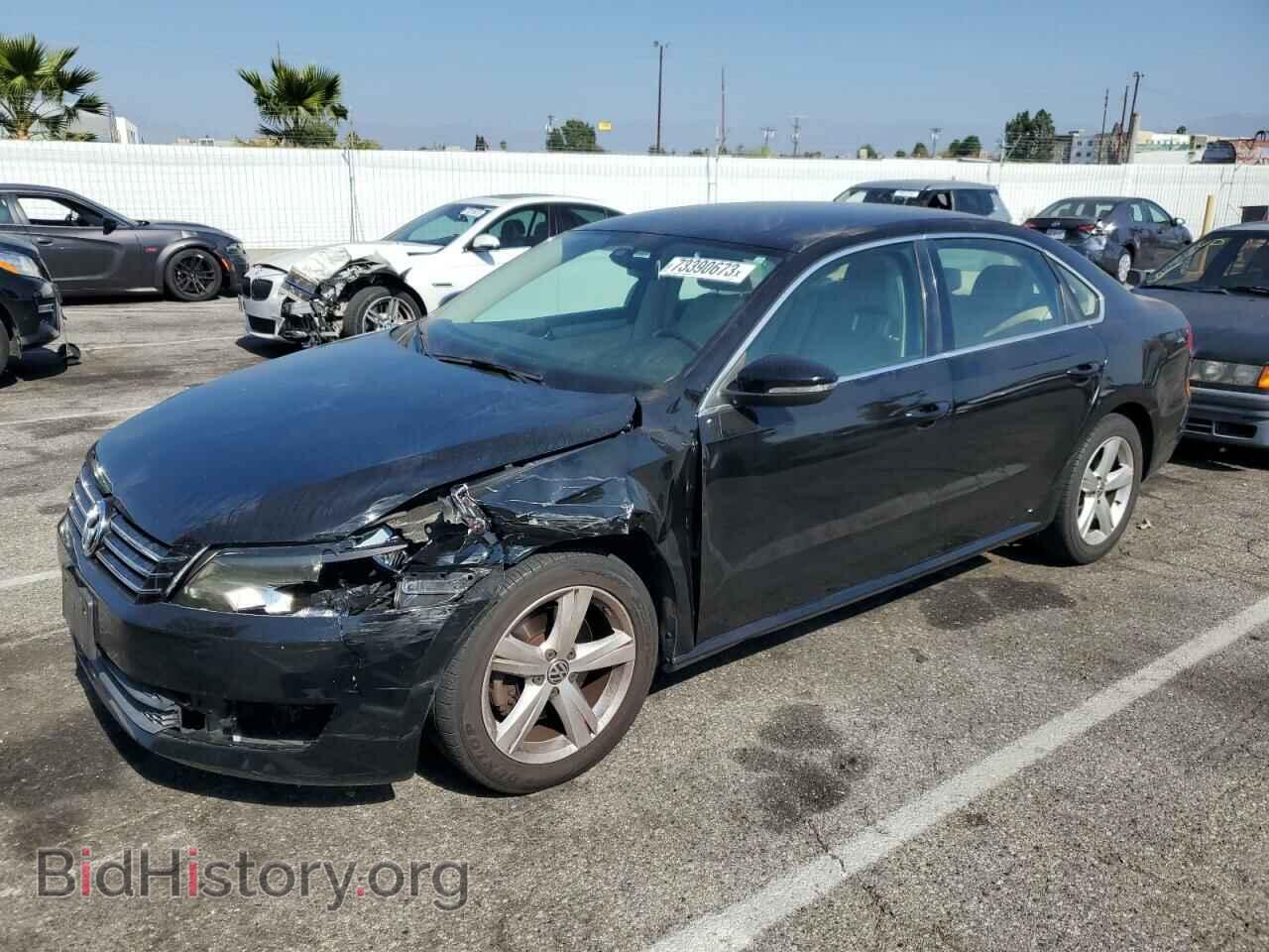 Photo 1VWBP7A39CC048585 - VOLKSWAGEN PASSAT 2012