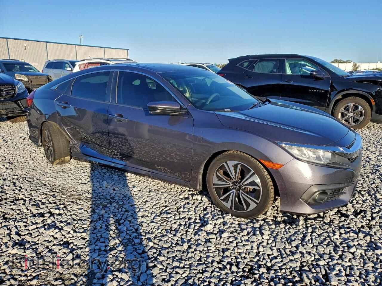 2017 HONDA CIVIC - VIN: 2HGFC1F38HH648414 - Фото 4