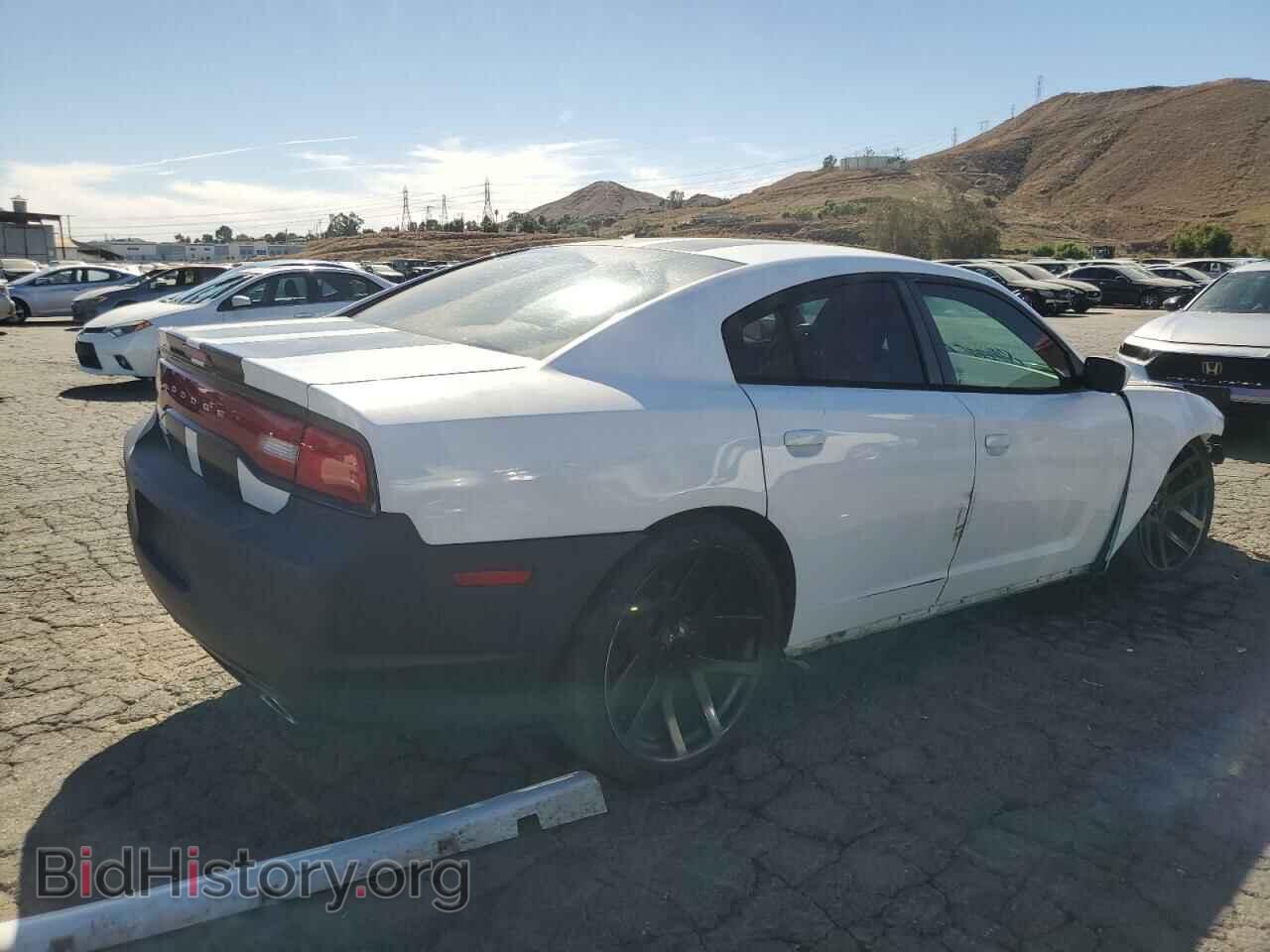 2011 DODGE CHARGER - VIN: 2B3CL3CG4BH607792 - Фото 3