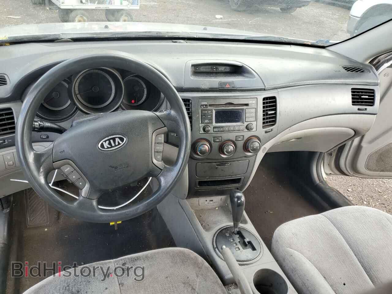 2009 KIA OPTIMA - VIN: KNAGE228795356991 - Фото 8