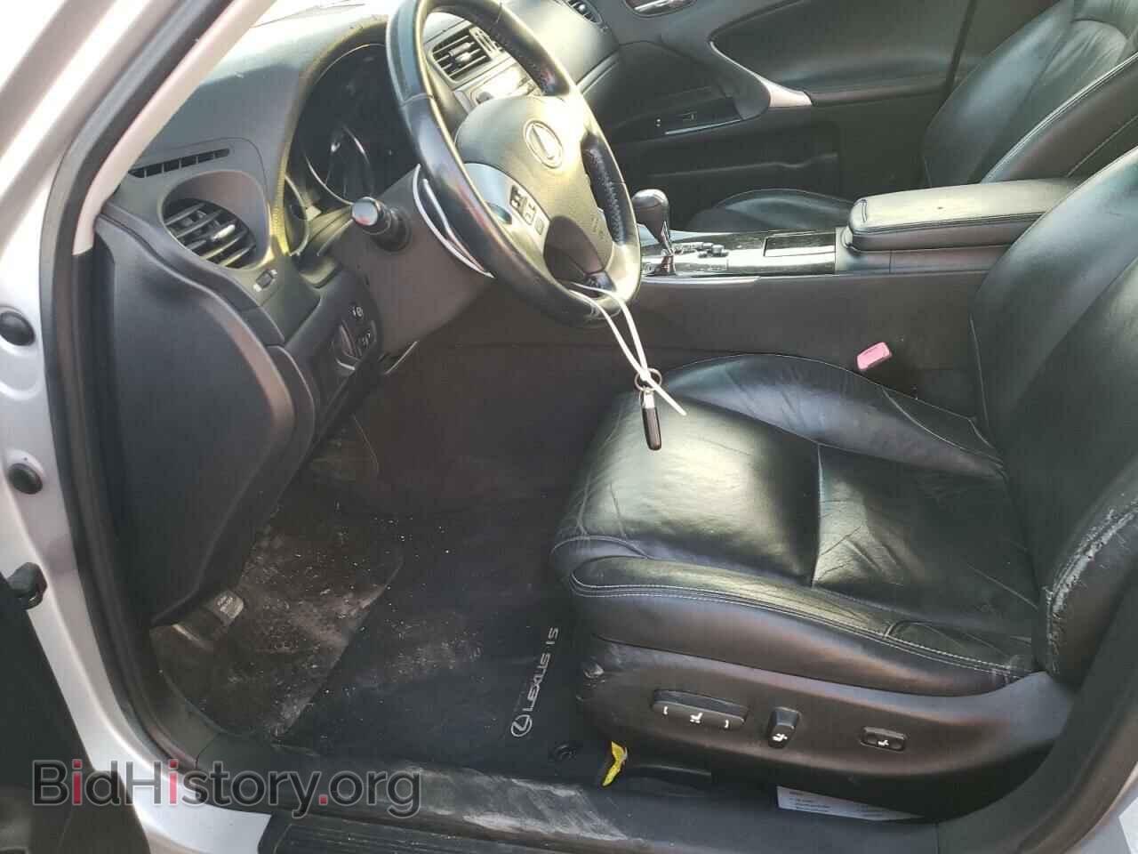 2011 LEXUS IS - VIN: JTHBF5C29B5137802 - Фото 7
