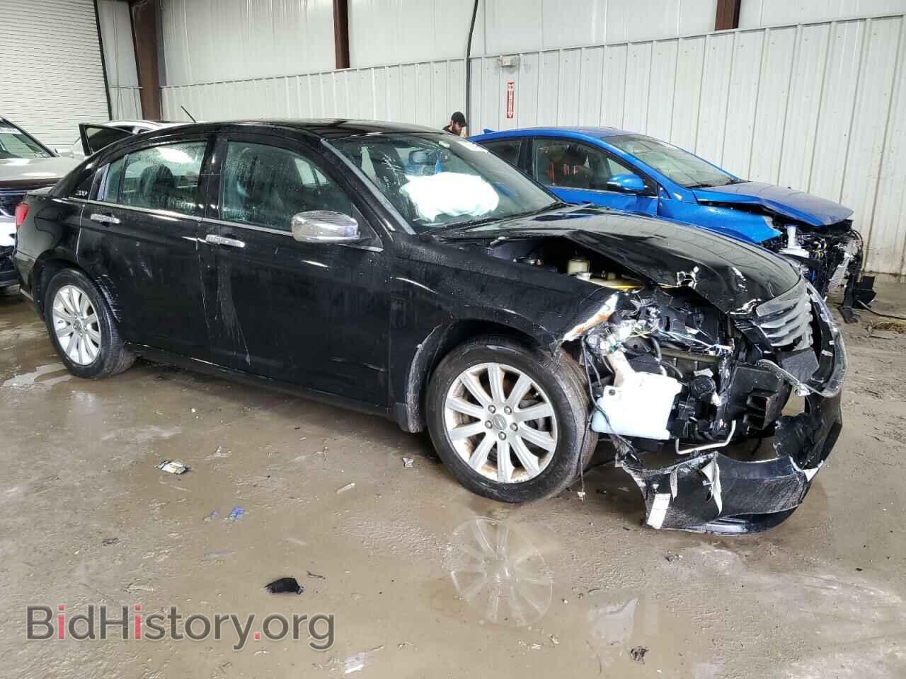 2013 CHRYSLER 200 - VIN: 1C3CCBCG3DN504581 - Photo 4