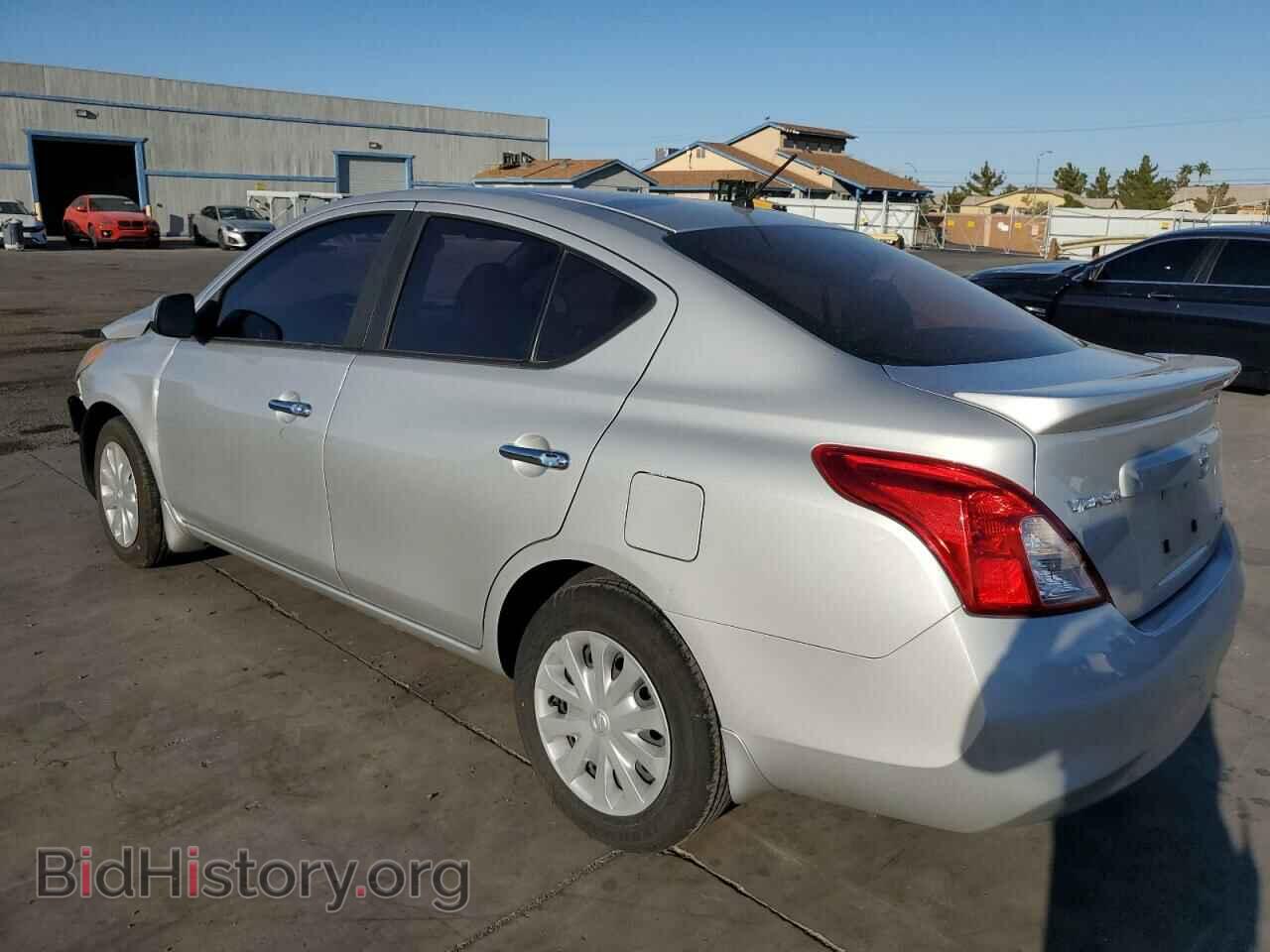 2013 NISSAN VERSA - VIN: 3N1CN7APXDL894099 - Фото 2