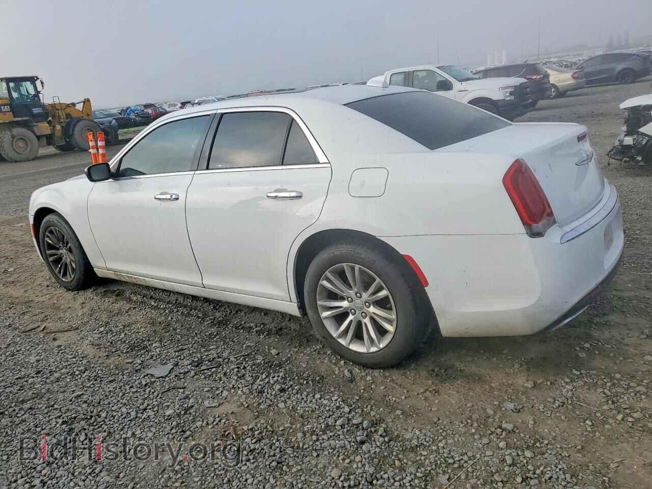 2016 CHRYSLER 300 - VIN: 2C3CCAEG8GH151873 - Фото 2