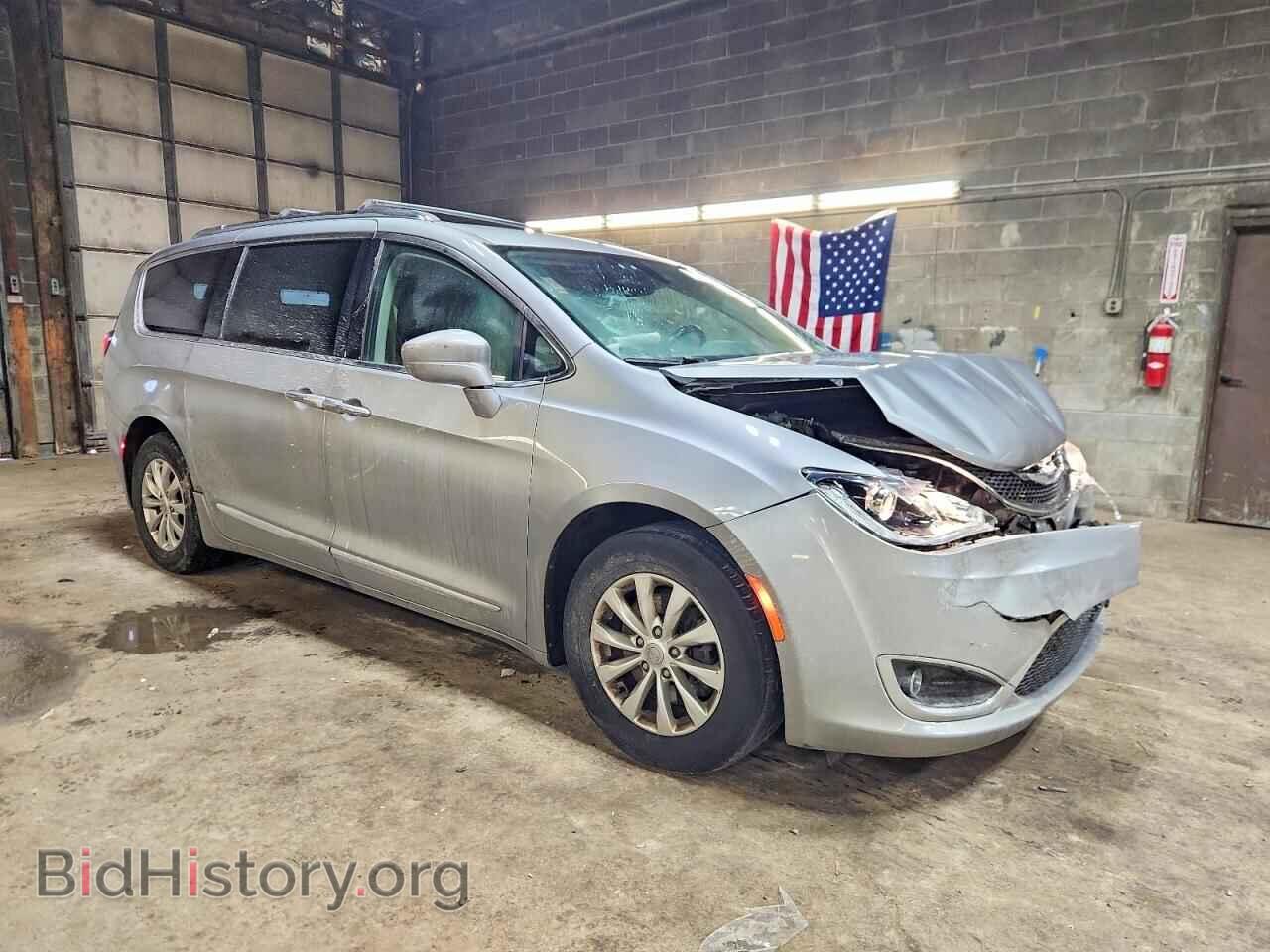 2019 CHRYSLER PACIFICA - VIN: 2C4RC1BGXKR651272 - Фото 4