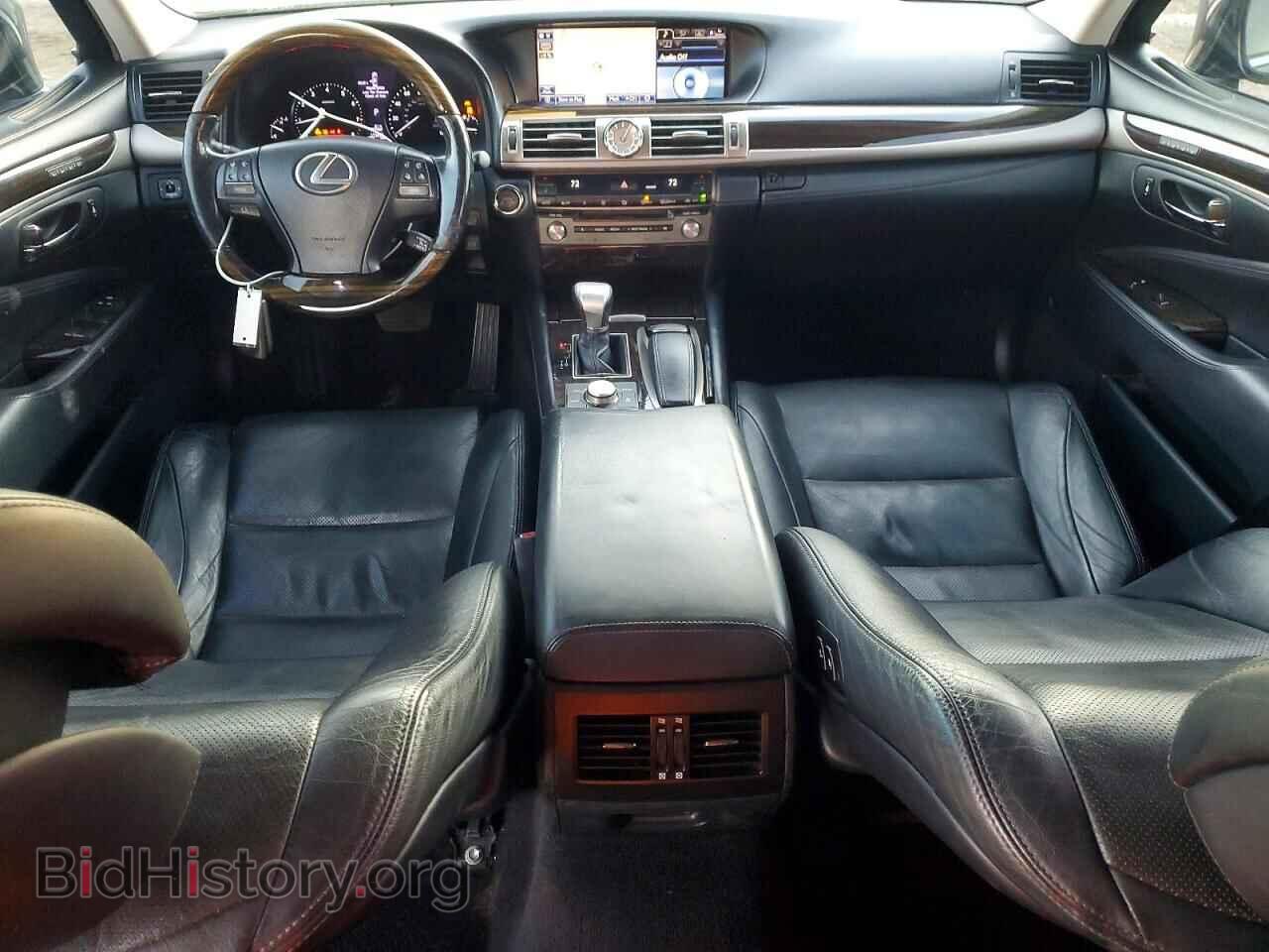 2013 LEXUS LS460 - VIN: JTHBL5EF5D5122757 - Photo 8