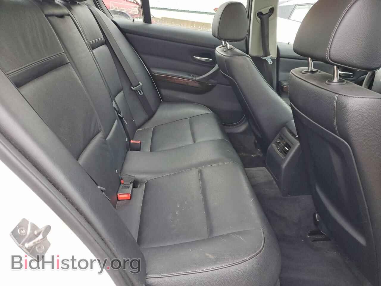 2011 BMW 3 SERIES - VIN: WBAPK7C57BA772272 - Фото 10