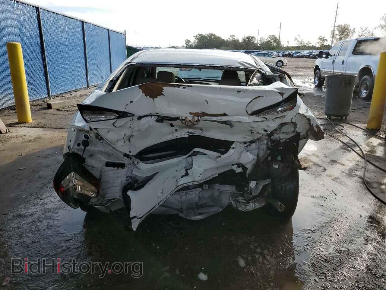 2017 HONDA CIVIC - VIN: 19XFC2F55HE054459 - Фото 6