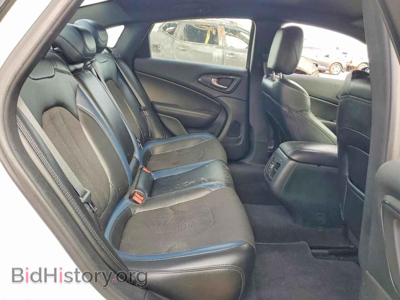 2015 CHRYSLER 200 - VIN: 1C3CCCBBXFN566476 - Фото 10