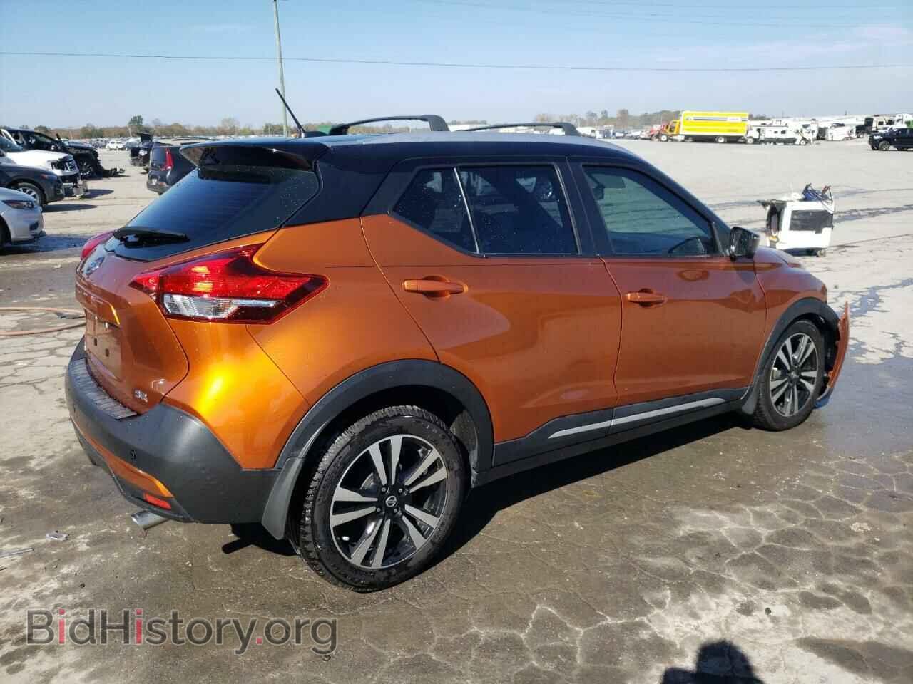 2019 NISSAN KICKS - VIN: 3N1CP5CU3KL560026 - Фото 3