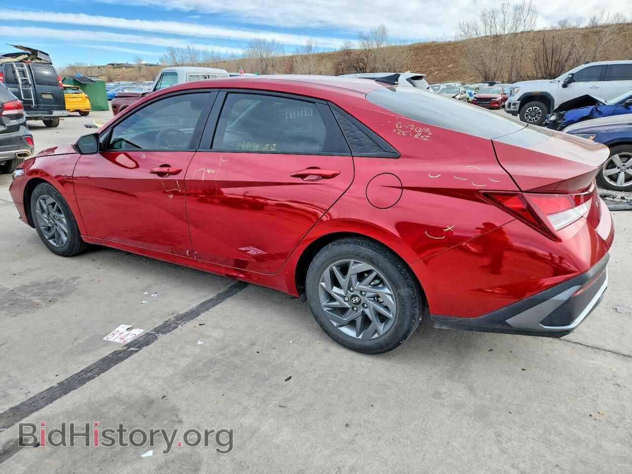 2024 HYUNDAI ELANTRA - VIN: KMHLM4DG4RU833575 - Фото 2