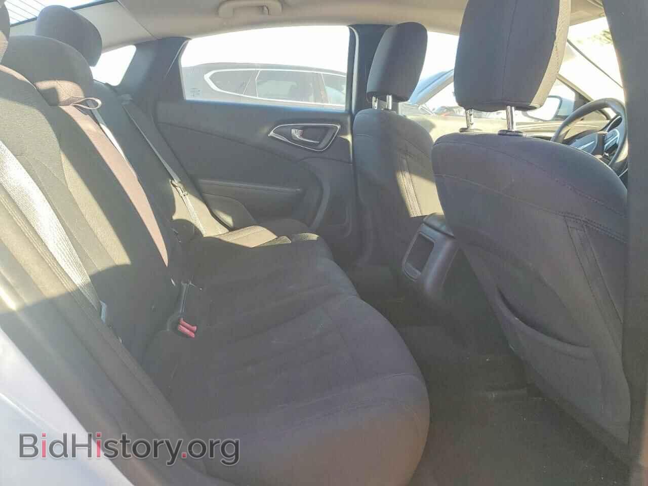 2015 CHRYSLER 200 - VIN: 1C3CCCAB0FN682965 - Фото 10