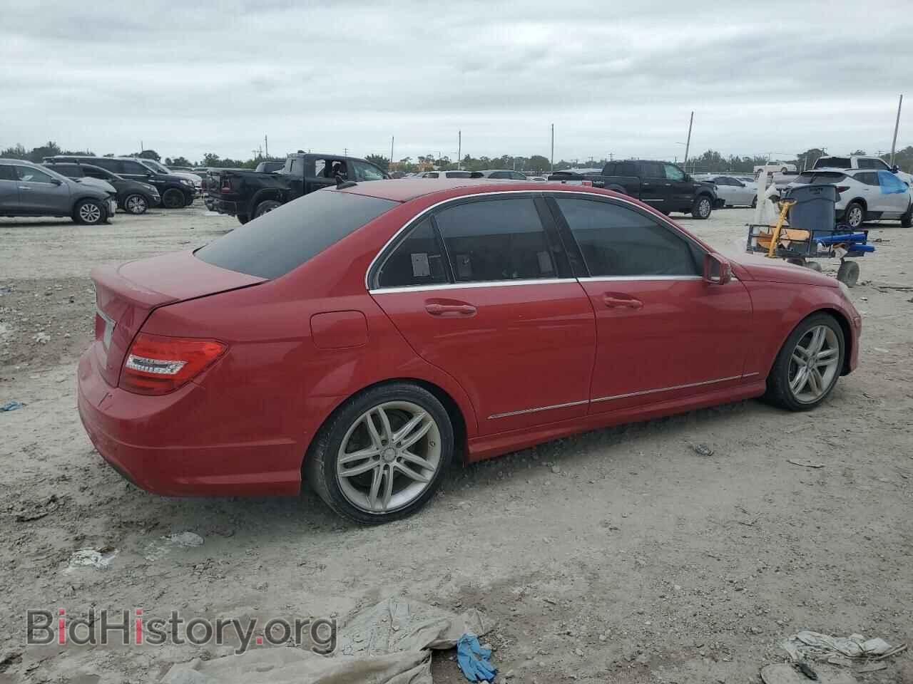 2013 MERCEDES-BENZ C-CLASS - VIN: WDDGF4HB6DR248092 - Фото 3