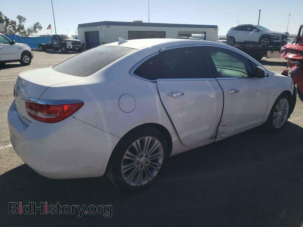 2014 BUICK VERANO - VIN: 1G4PP5SK8E4195010 - Фото 3