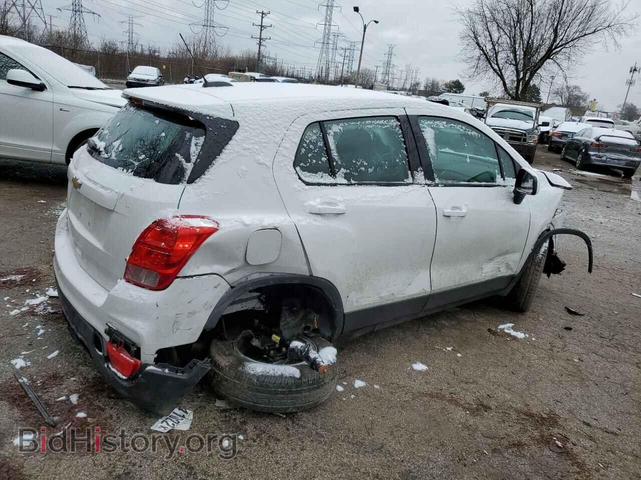 2019 CHEVROLET TRAX - VIN: 3GNCJKSB0KL249593 - Фото 3