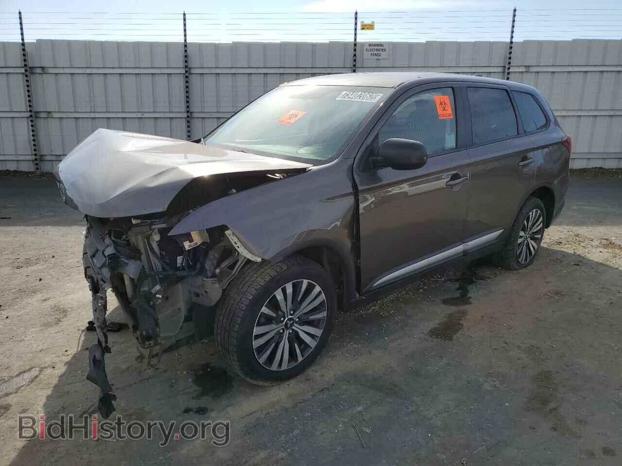 Photo JA4AD2A32LZ007877 - MITSUBISHI OUTLANDER 2020