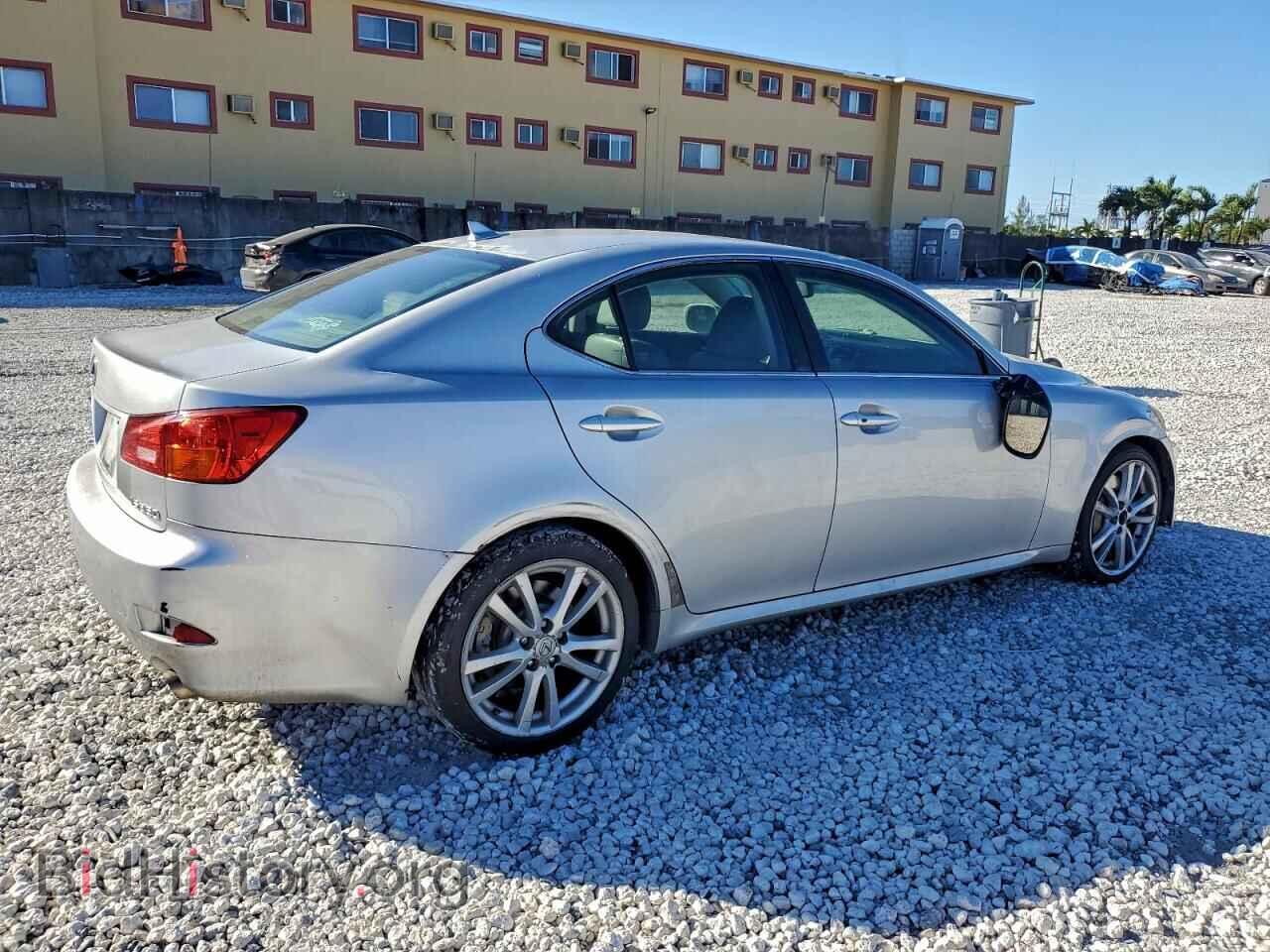 2007 LEXUS IS - VIN: JTHBE262775012494 - Photo 3