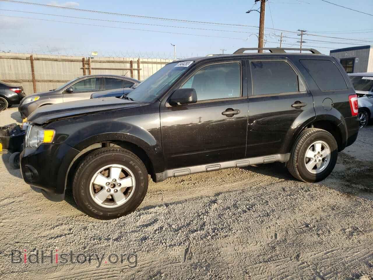 Фотография 1FMCU0D77BKB58721 - FORD ESCAPE 2011