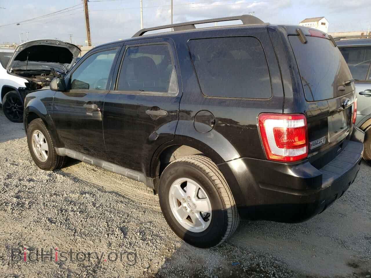 2011 FORD ESCAPE - VIN: 1FMCU0D77BKB58721 - Фото 2