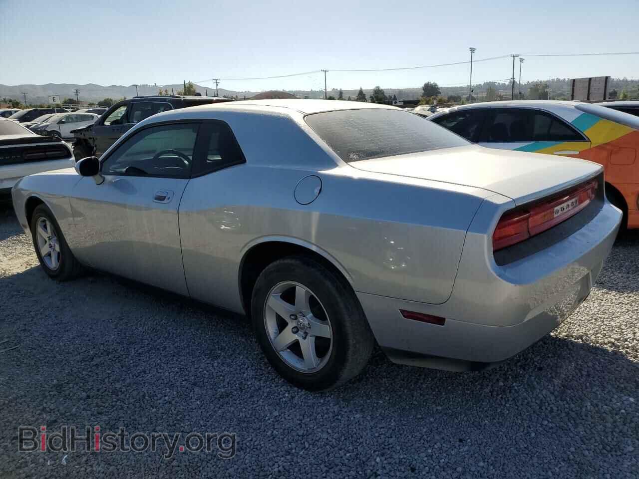 2010 DODGE CHALLENGER - VIN: 2B3CJ4DV4AH320721 - Photo 2
