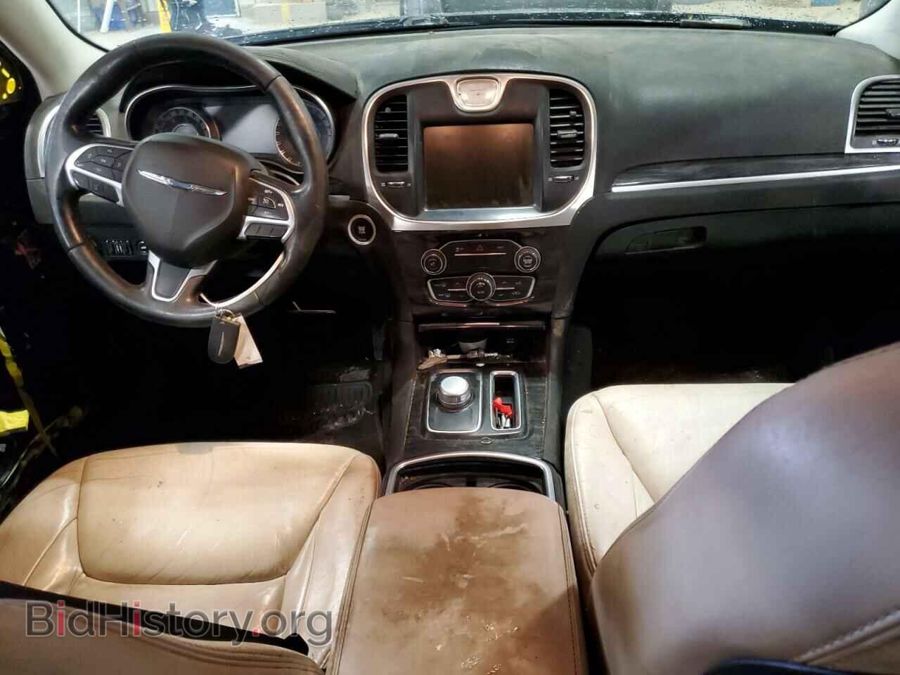 2016 CHRYSLER 300 - VIN: 2C3CCAAG1GH200000 - Фото 8