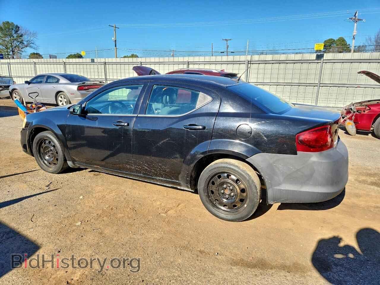 2011 DODGE AVENGER - VIN: 1B3BD4FB5BN608438 - Photo 2