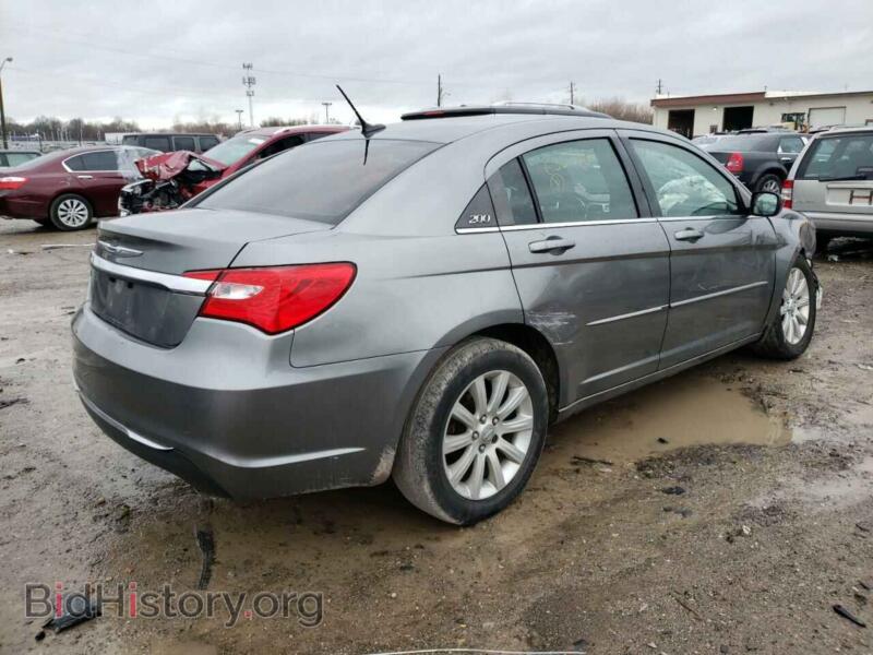 2013 Chrysler 200 (VIN 1C3CCBBG3DN635978) — фото 3 из 12