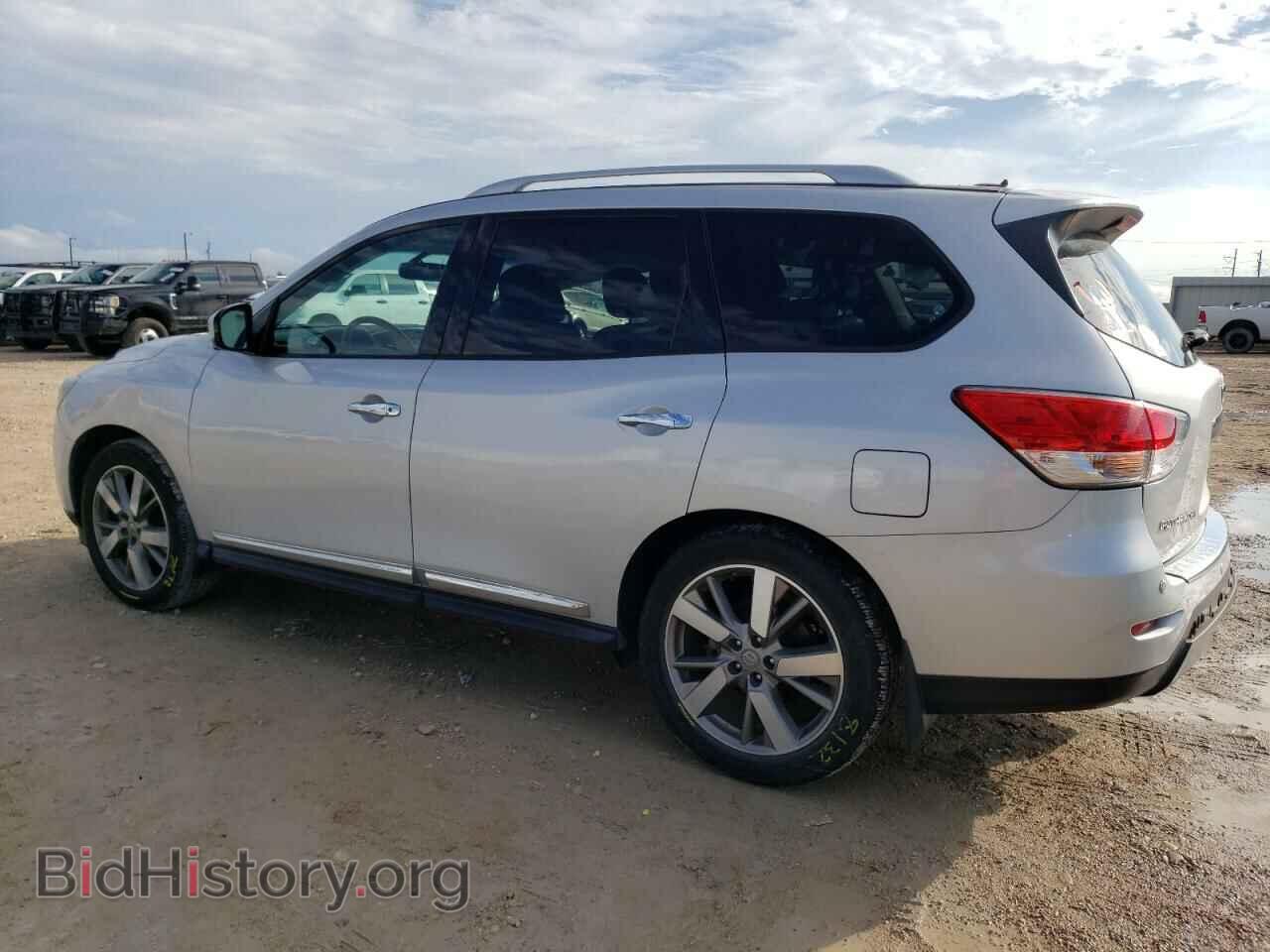 2015 NISSAN PATHFINDER - VIN: 5N1AR2MN3FC666817 - Фото 2