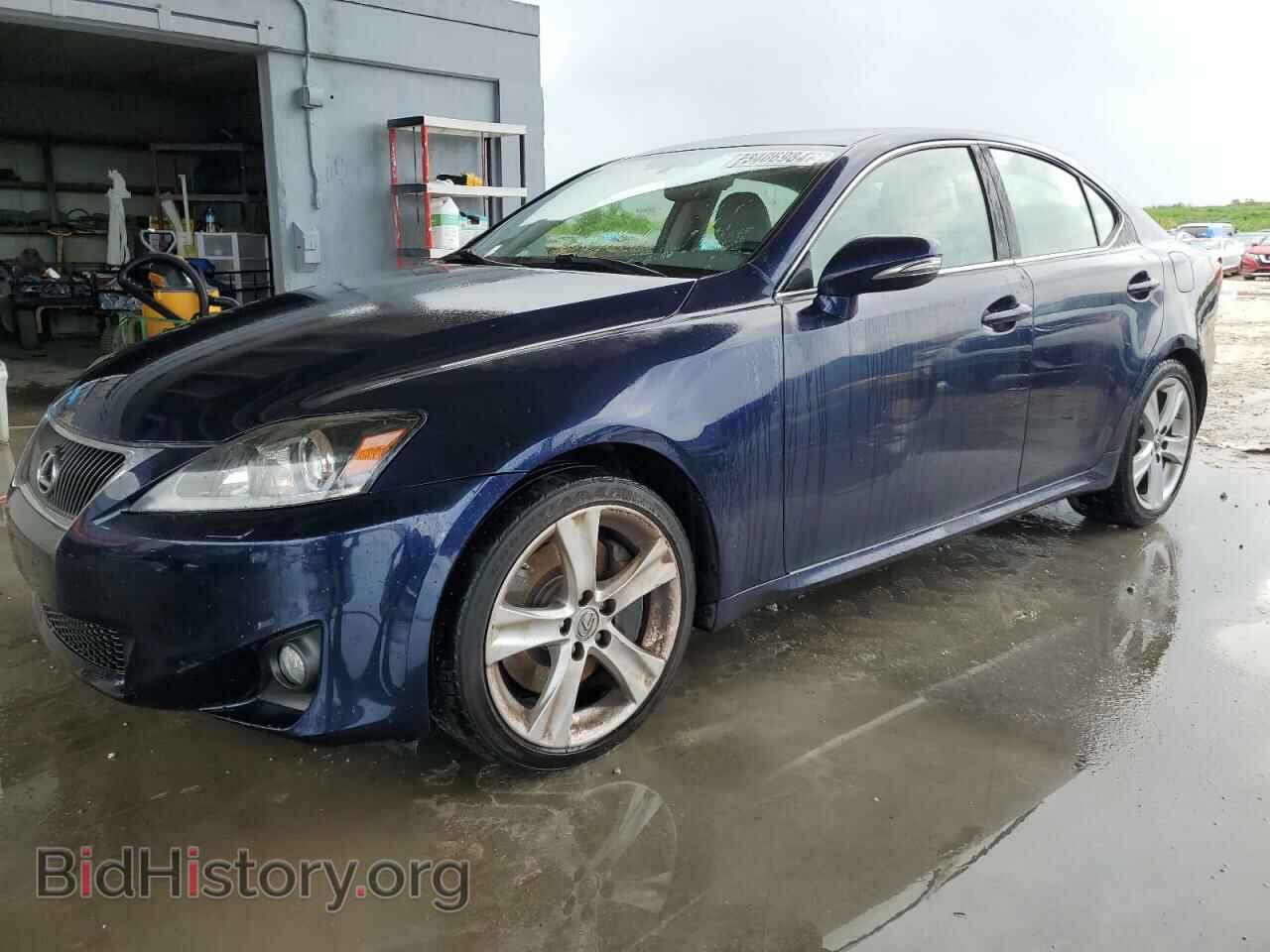 Photo JTHBE5C21B5027006 - LEXUS IS 2011