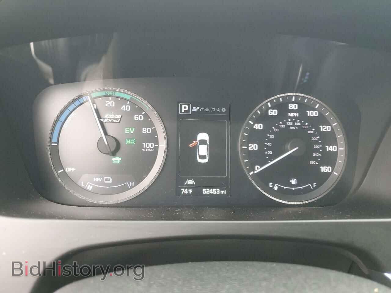 2017 HYUNDAI SONATA - VIN: KMHE54L24HA043690 - Фото 9