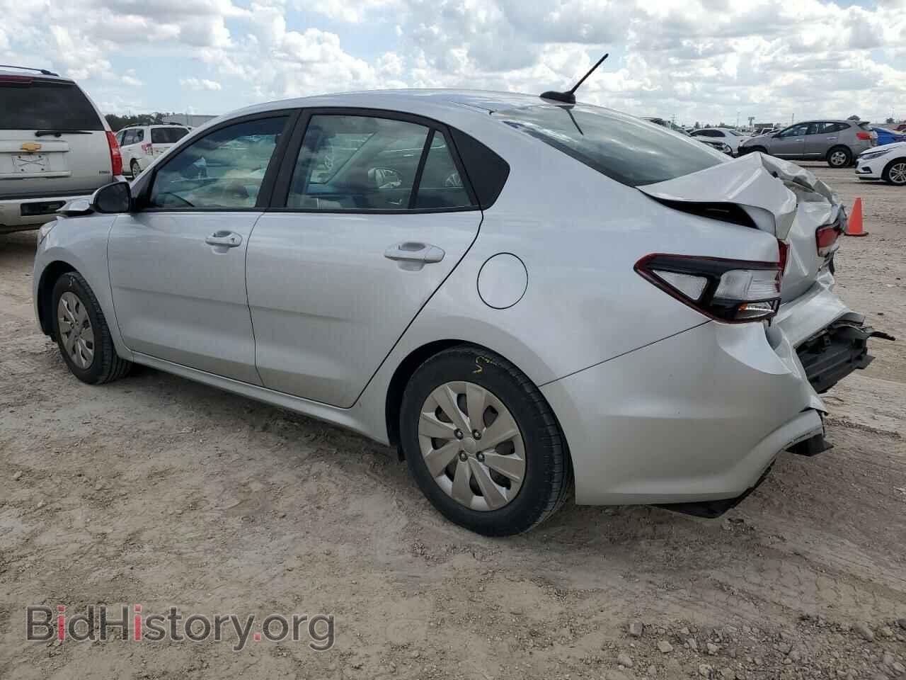 2018 KIA RIO - VIN: 3KPA24AB4JE068140 - Фото 2