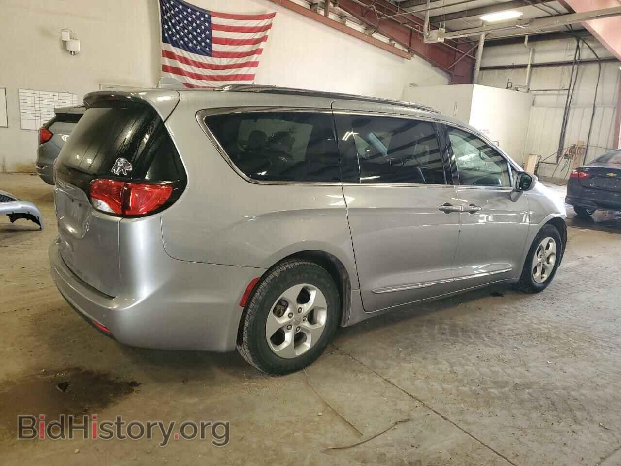 2017 CHRYSLER PACIFICA - VIN: 2C4RC1EG1HR520588 - Photo 3