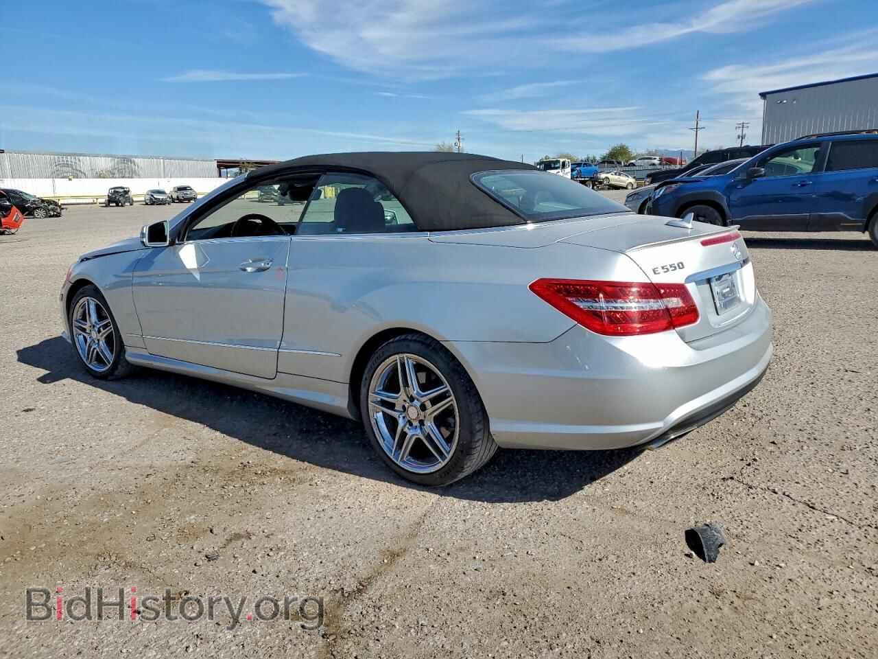 2011 MERCEDES-BENZ E-CLASS - VIN: WDDKK7CF4BF084938 - Фото 2
